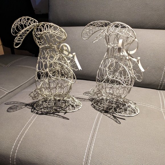 Set of 2 wire rabbit shaped Easter decorations vintage Pottery Barn 3D 8 inches - Picture 1 of 1